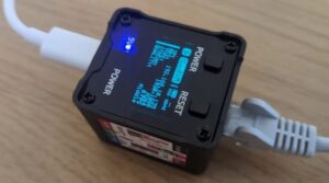 این محصول جذاب و محبوب چینی حاوی میکروفن مخفی است